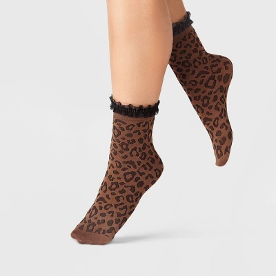 Women's Ruffle Trim Knit Leopard Print Anklet Socks - A New Day™ Brown/Black One Size 4 Women's Ruffle Trim Knit Leopard Print Anklet Socks - A New Day™ Brown/Black One Size - Image 2